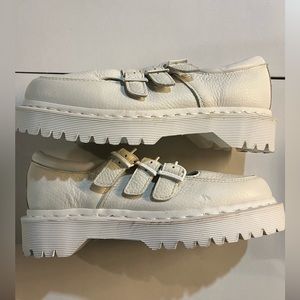 Dr. Martens Womens Freya Shoes Size 7